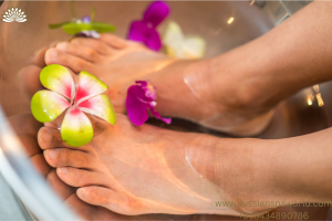 best Foot Reflexology Massage Spa Service During Pregnancy At Home Near Me in Delhi 4 4 foot spa home service near me